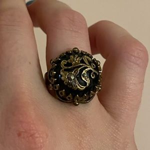 Disney Jack Sparrow Pirates of the Caribbean Black Gold Flower Ring Johnny Depp